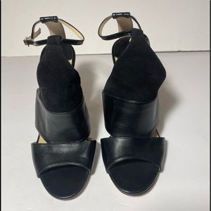 Jimmy Choo T-Strap Sandals Size: 39.5